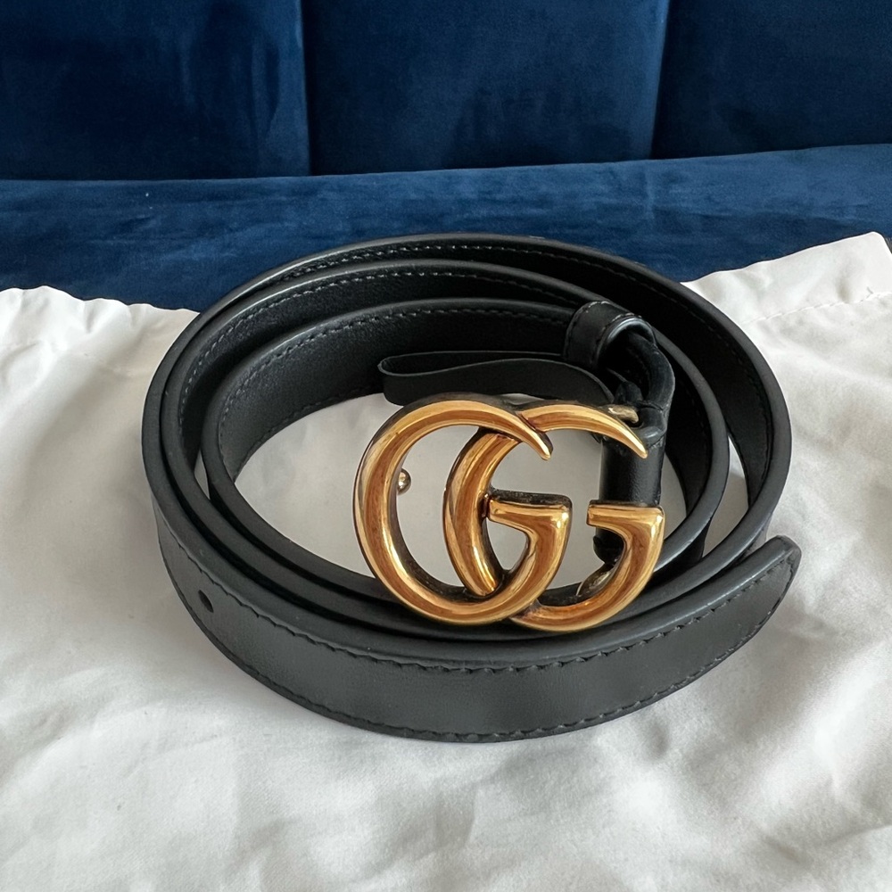Like New Gucci Black Leather Belt with Gold Buckle